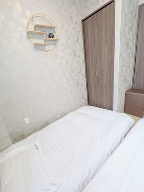 Economy Apartment, Non Smoking | 2 bilik tidur, langsir/tirai gelap terus, Wi-fi percuma 