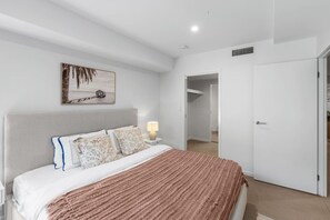 2 bedrooms, iron/ironing board, travel cot, WiFi