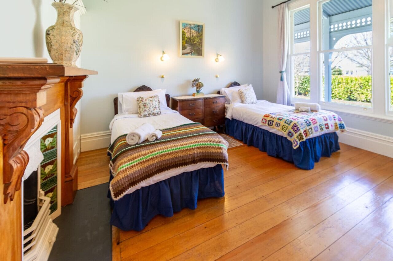 3 habitaciones, tabla de planchar con plancha y wifi gratis 