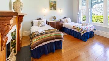 3 habitaciones, tabla de planchar con plancha y wifi gratis