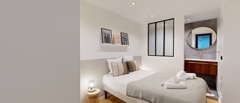 2 bedrooms, desk, iron/ironing board, WiFi