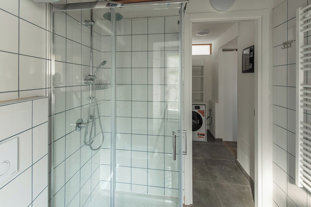 LevOasi 8 - Two bedroom apartment
