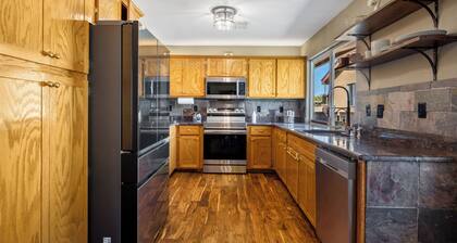 Luxury Poolside Retreat in ABQ Near Trails, Breweries, Sandia Mountain