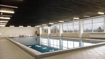 Innenpool, beheizter Pool
