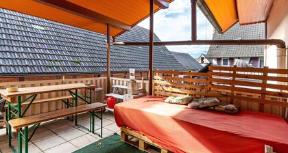 Zimmer 'Doppelzimmer 1' mit Gemeinschaftsterrasse