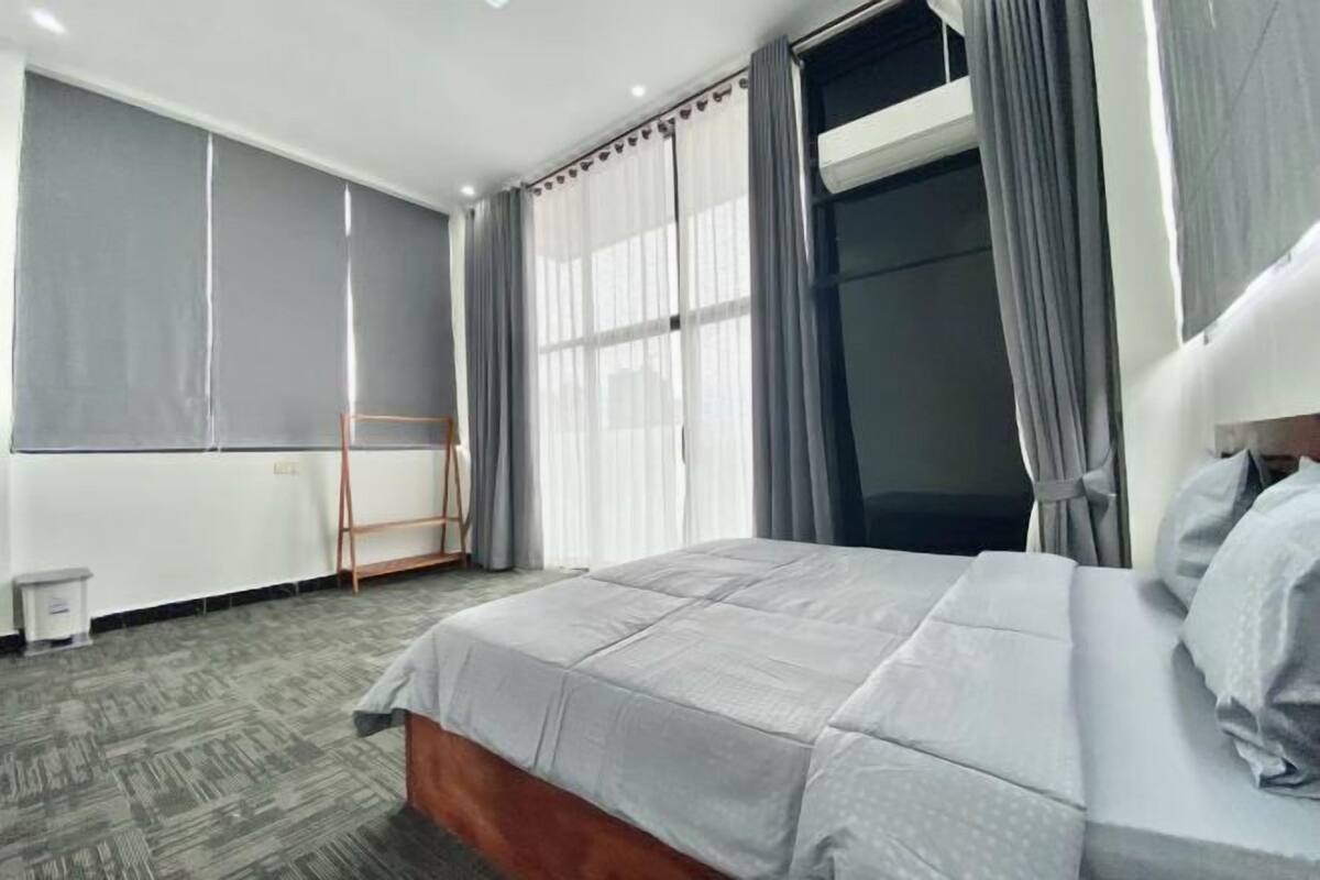Desk, soundproofing, iron/ironing board (on request), WiFi (free)