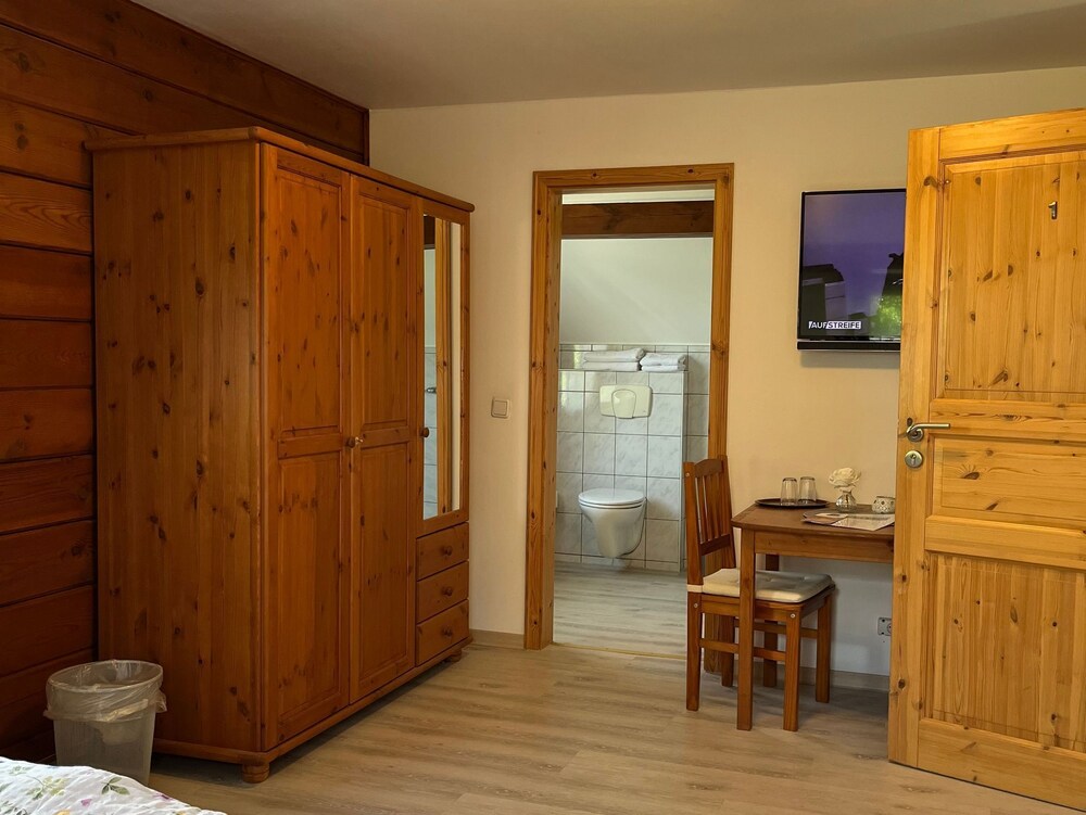 Hotel Waldhaus Room 1 Waldhaus Lahnstein Hotel, Holiday homes