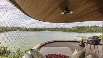 Minibar, in-room safe, soundproofing, iron/ironing board