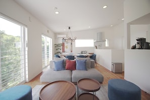 Family Villa, Non Smoking, Patio | Living area | 32-inch flat-screen TV with digital channels - INOVE VILLA RITTO (Ritto)