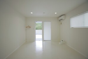 Biệt thự dành cho gia đình, không hút thuốc, sân hiên | 5 phòng ngủ, màn/rèm cản sáng, bàn ủi/dụng cụ ủi quần áo