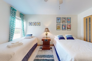 2 bedrooms, Internet - Beach Access Across the Street, Shared Heated Pool (Corpus Christi)