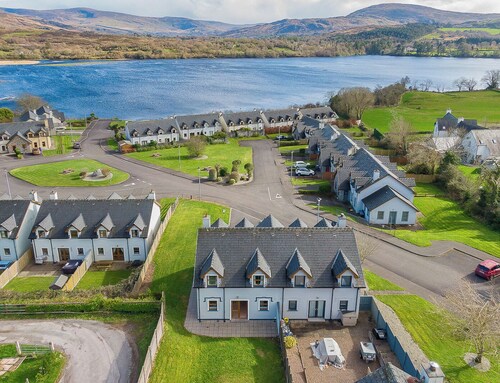 2 bedroom home in Kenmare with sea views to sleep 4