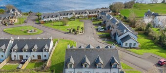 2 bedroom home in Kenmare with sea views to sleep 4