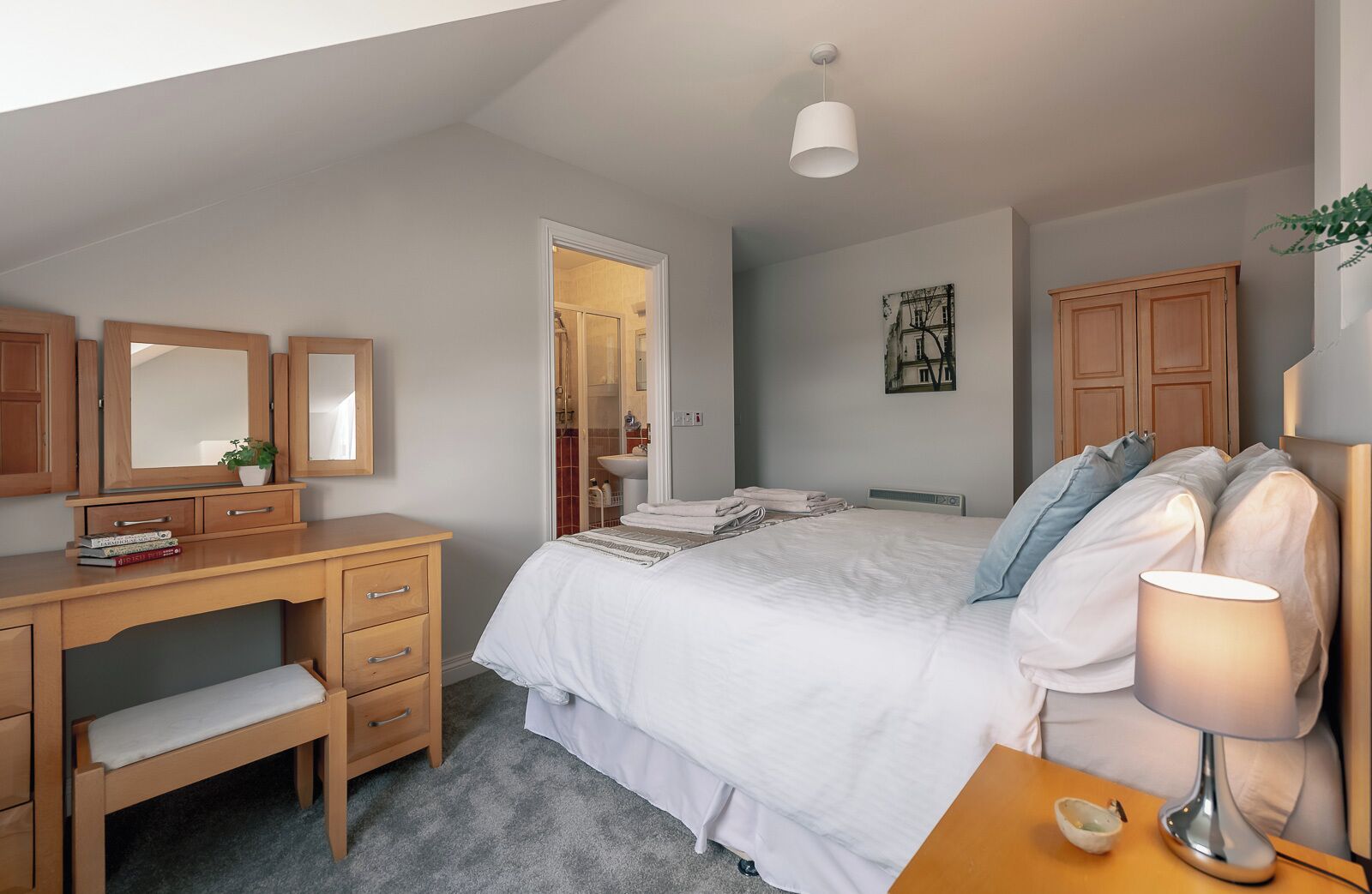 2 Schlafzimmer, Internetzugang, Bettwäsche