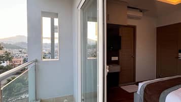 Double Room, Balcony | Balcony