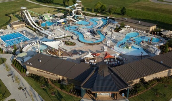 Pool - Bradford Place Condo (Fayetteville)