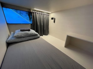 Ropa de cama de alta calidad, wifi gratis y ropa de cama 