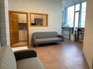 Lobby sitting area - Sleep&Go Hostel (Ljubljana)