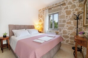 コンフォート ハウス 2 ベッドルーム マウンテンビュー | 2 室のベッドルーム、アイロン / アイロン台、WiFi (無料)