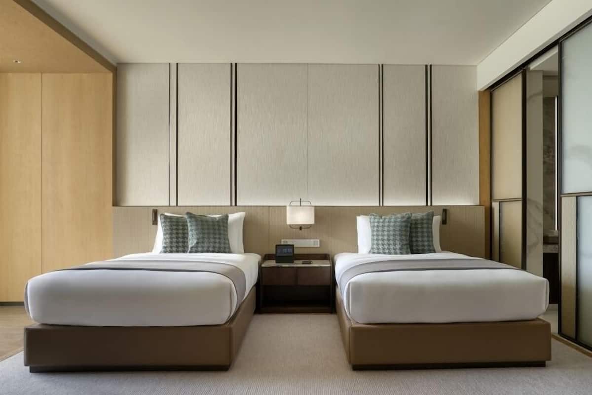 Sea View Twin Room | In-room safe, blackout drapes, free WiFi