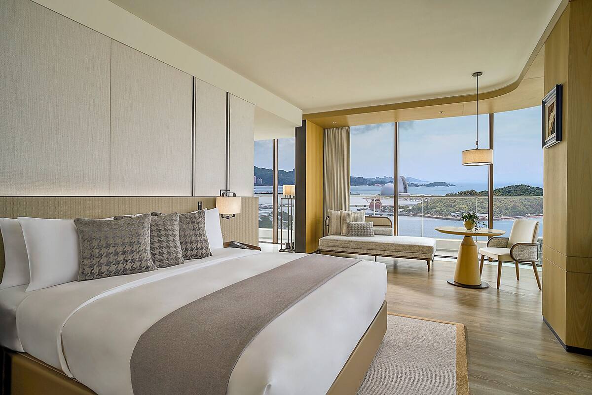 Habitación doble, balcón, vistas al mar | Caja fuerte, cortinas opacas, wifi gratis
