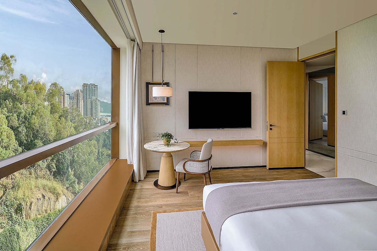 Habitación doble, vistas a la colina | Caja fuerte, cortinas opacas, wifi gratis