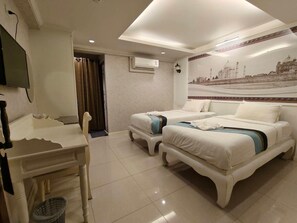 Superior Twin Room, Non Smoking | In-room safe, desk, blackout curtains, free WiFi - The Boone Hotel (Chiang Mai)