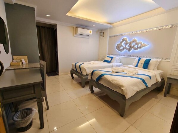 Superior Twin Room, Non Smoking | In-room safe, desk, blackout curtains, free WiFi - The Boone Hotel (Chiang Mai)