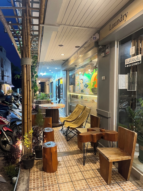 Vista frontal de la propiedad