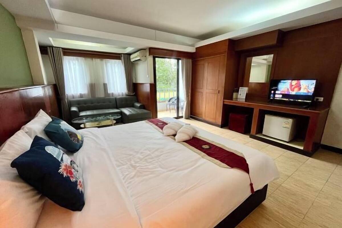 1 chambre, bureau, espace de travail pour ordinateur portable