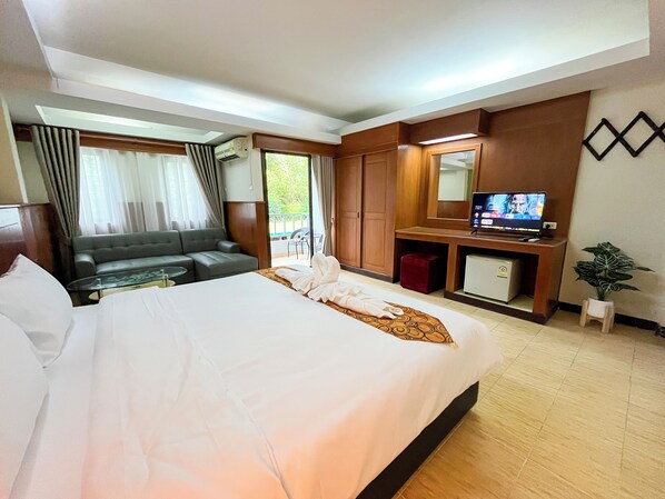 Superior Room | Desk, laptop workspace, blackout drapes, free WiFi - The Atnal Lanta (Ko Lanta)
