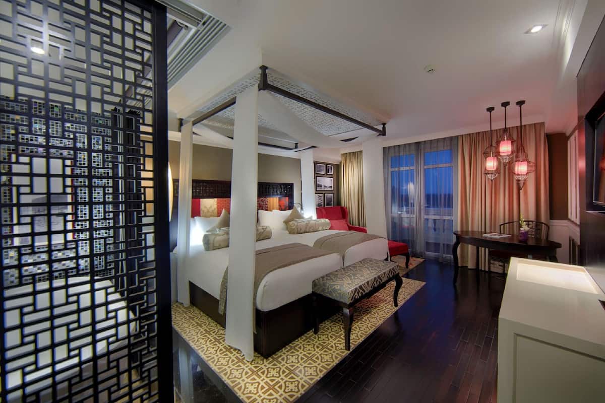 1 bedroom, in-room safe, desk, laptop workspace