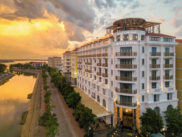 Hotel Royal Hoi An Danang, The Legacy Riverfront Resort & Spa - Hội An