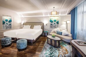 Deluxe Twin | Minibar, in-room safe, desk, laptop workspace - Hotel Royal Hoi An Danang (Da Nang)