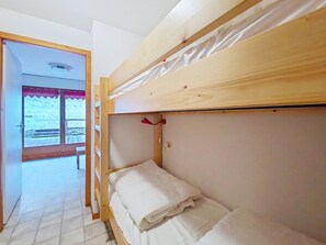 Room - VIOLETTES VL2 TELECABINE & NATURE 4 Pers. (Châtel)