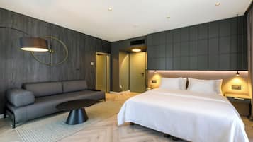 Habitación doble Deluxe | Escritorio, espacio para trabajar con laptop y wifi gratis