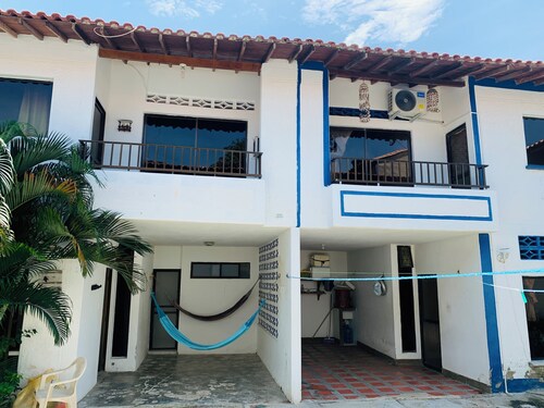 One block from the sea, tourist boardwalk! Ideal apartment for families.