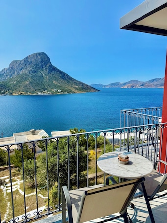 露台. 卡洛尼基客房及套房