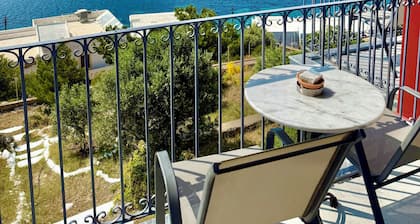 Kaloniki Rooms & Suites