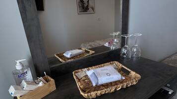 60-cm flat-screen TV with satellite channels