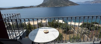 Kaloniki Rooms & Suites