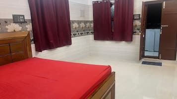 Deluxe Double Room | Free WiFi