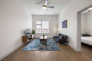 1 bedroom, desk, iron/ironing board, WiFi