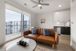 TV, offices - Two Stylish Nulu CozySuites (Louisville)