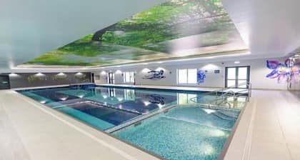 120 Hengar Manor Cozy Villa - Onsite Indoor Pool