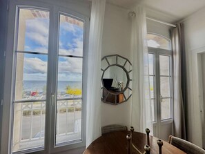 Interior - Bel Horizon, charming apartment with balcony and sea view (Luc-sur-Mer)