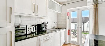 Spacious & Bright 2BED Holiday Chalet nr Sidmouth