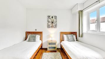 2 chambres, bureau, fer et planche Ă repasser, Wi-Fi