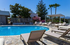 Seasonal outdoor pool - Rose Of Crete (Platanias)