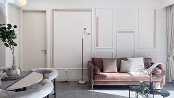 Apartment, 1 Bedroom, Non Smoking | Living area